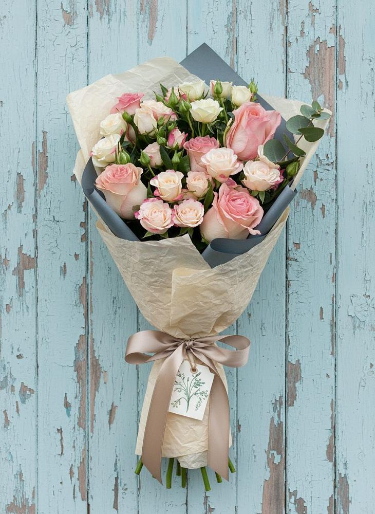 Букет цветов из: Розы в Перевальном