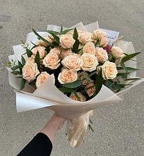 Букет Кремовые розы Латте в Перевальном