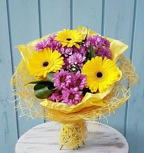 Букет цветов из:  Хризантемы и Герберы #REPLACE_PRED# Перевальном