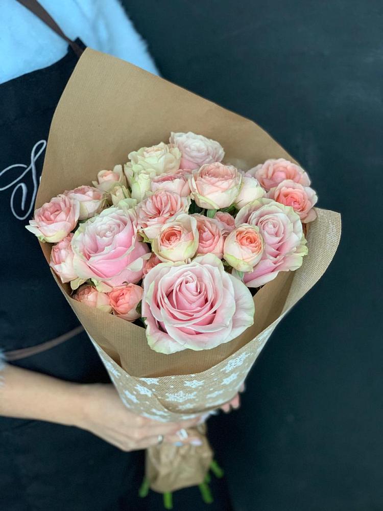 Букет цветов из: Хризантемы и Розы в Перевальном