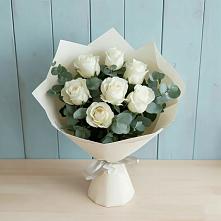 Букет Белые розы в Эвкалипте в Перевальном