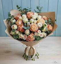 Букет цветов из:  Альстромерии и Розы в Перевальном
